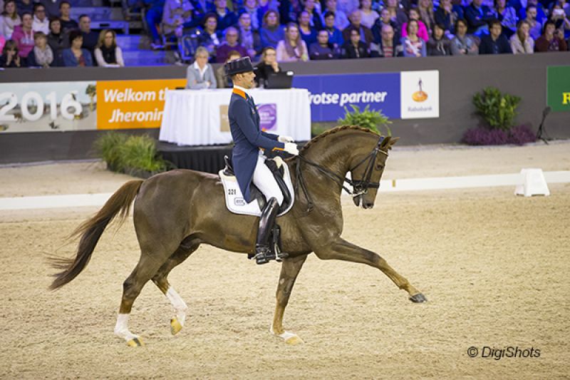 Hans Peter Minderhoud wint WC Grand Prix